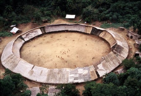 Vista superior de una vivienda de los Yanomamis