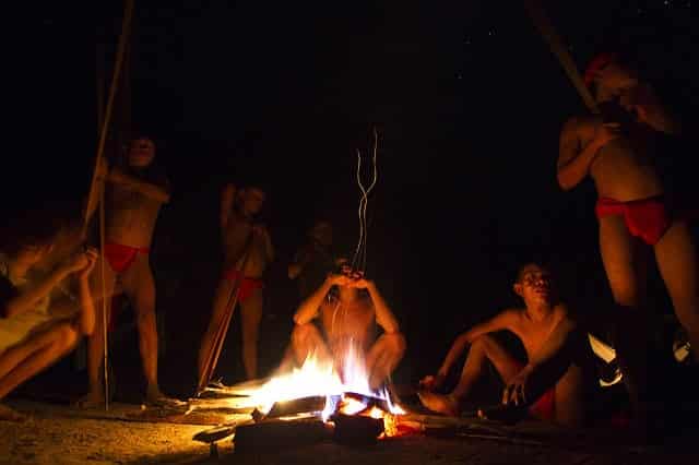 Fogata de los Yanomamis