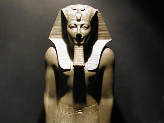 Estatua de Tutmosis III