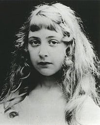 Agatha Christie de joven