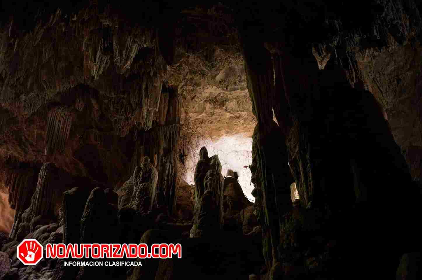 caverna arkansas y los seres intraterrestres